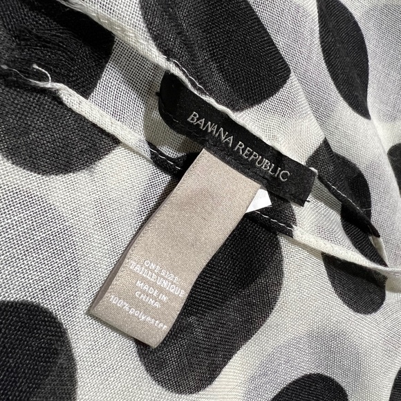Banana Republic Dolores Scarf Polka - White & Black w/Tan dot - Picture 2 of 3